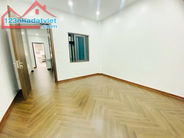 Bán nhà phố Hoàng Mai - mặt ngõ thông kinh doanh , dt 36M *5T thang máy giá 7.1 tỷ SĐCC - 2