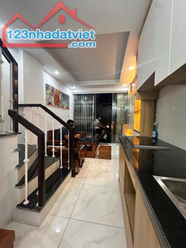 Siêu Phẩm Thanh Xuân Ngõ Thông Kinh Doanh 10M Ra Phố 22M2 4 Tầng Full Nội Thất Hàng Hiếm C - 2