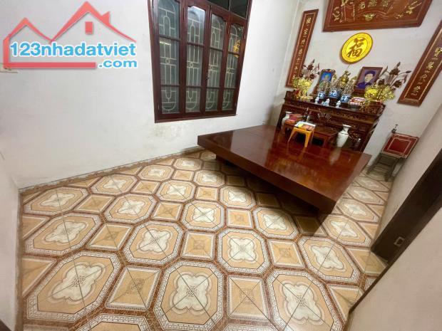 Bán nhà Xuân Đỉnh Bắc từ liêm diện tích 65m x 4 tầng.Mặt tiền siêu khủng 8m. GÍA 15,8 TỈ - 4