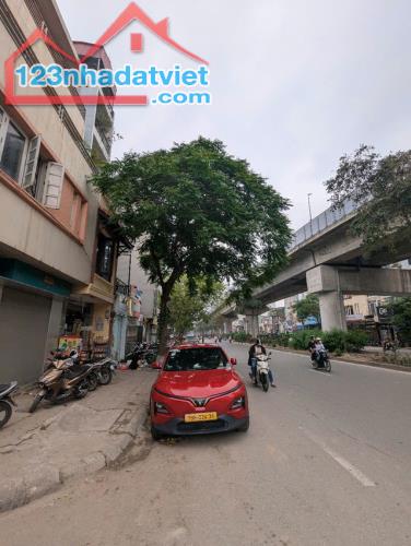 Mặt phố Hoàng Cầu, Đống Đa 88m, 5 tầng, mt 7m, giá 41 tỷ - lô góc, thang máy, thông sàn - 1