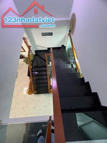 BÁN NHÀ HẺM 8M -PHẠM VĂN CHIÊU – 3 TẦNG KIÊN CỐ – 4PN – SỔ VUÔNG ĐẸP – GIÁ CHỈ 5.9 TỶ - 2