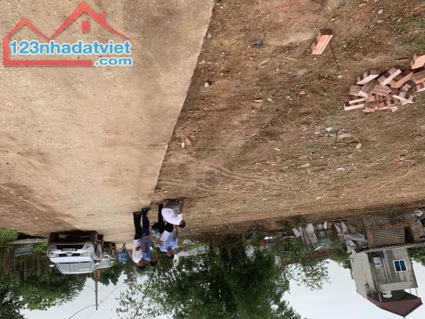 Đất bìa làng NAM CƯƠNG-HIỀN NINH-Đường ô tô tránh-giá rẻ nhất khu vực-80m chỉ hơn 2 tỷ - 1