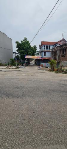 Bán lô đất 121m2 Hiệp Thuận, Phúc Thọ. Đất tái định cư cầu Phùng. Cách 120m đến Quốc Lộ 32 - 1