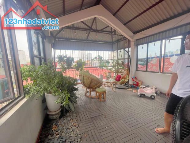 Nhà Giải Phóng, Phân Lô 2 thoáng. Ôtô vào nhà. DT 55m2 thực tế. 5 tầng. MT 4.2m. 15.2 tỷ - 5