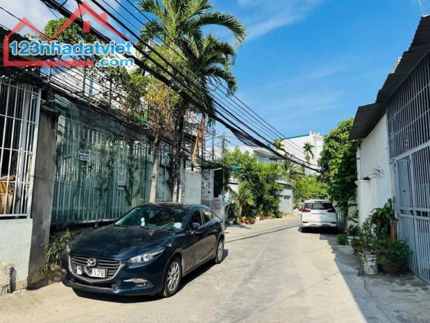 siêu phẩm 3 mặt tiền đường Gò Găng Vĩnh Hiệp Nha Trang 0985451850