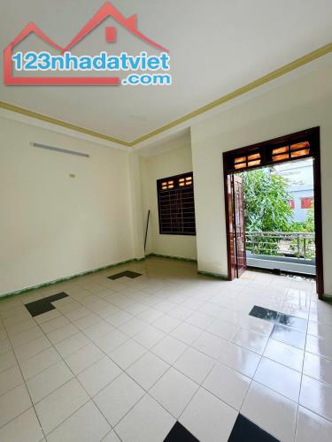 🔥Bán nhà mặt tiền Phùng Chí Kiên, DT 75m2 nhà cấp 4 lửng giá 4,19 tỷ