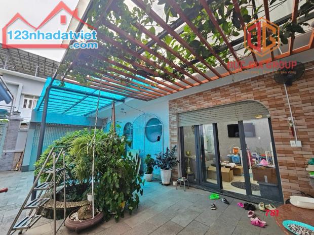 Nhà bán phường Tân Phong, gần khu cư xá Phúc Hải đường Hồ Hòa sổ hồng 188m2 giá 6.5 tỷ - 4