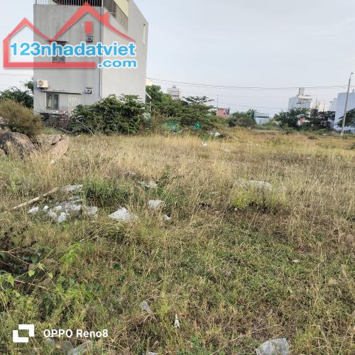 Bân nhất tặng nhà, phố kinh doanh phạm cự lượng