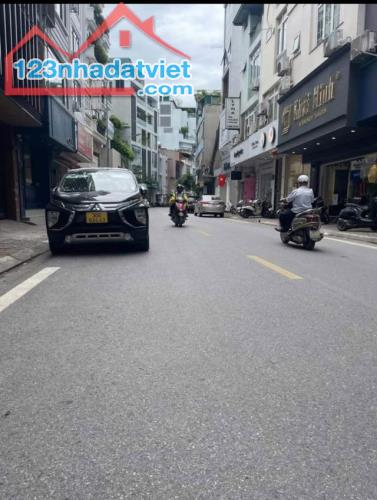 SIÊU PHẨM ĐỐNG ĐA, MẶT PHỐ MẶT PHỐ Ô CHỢ DỪA, 45m2, 6 TẦNG, MT 5,2m, GIÁ 26,5 TỶ