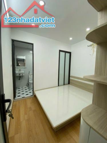 Bán Tập Thể  TÂN MAI, Tầng 2+3, 2 ngủ, Nhà Đẹp Thoán, full đồ ở luôn. - 1