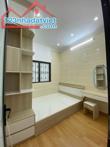 Bán Tập Thể  TÂN MAI, Tầng 2+3, 2 ngủ, Nhà Đẹp Thoán, full đồ ở luôn. - 3
