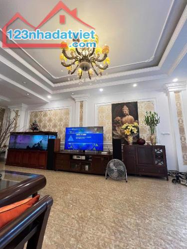 Bán nhà 6 tầng thang máy phố Thái Hà, quận Đống Đa – Ngõ ô tô, gần phố, ở và kinh doanh - 1