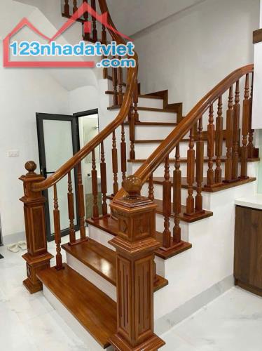 Bán nhà Phúc Lợi,Long Biên,ngõ nông, nhà đẹp 37m2*4tầng chỉ 5 tỷ hơn - 3