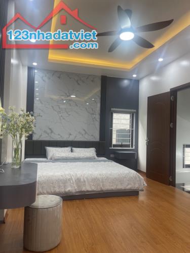 NHÀ HÒA BÌNH - MINH KHAI DT 56M2 - 5 TẦNG - GIÁ CHÀO : 9.8 TỶ - 1
