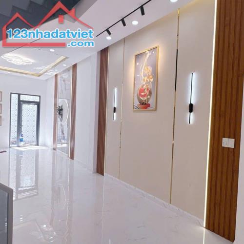 Siêu phẩm 5 tầng Mới đẹp ngay Tạ Quang Bửu ngang 4m chỉ 9 tỷ 2 - 1