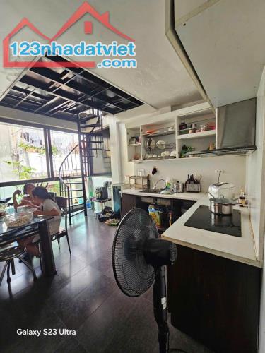PHÂN LÔ NGUYỄN CHÍ THANH💥DT 45M2 x 6T💥MT 4.1M💥Ô TÔ TRÁNH💥GẦN PHỐ💥KINH DOANH TẠI NHÀ - 4