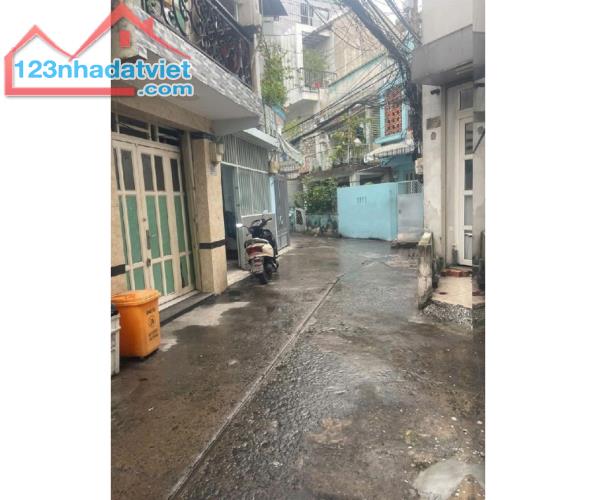 BÁN NHÀ MỚI 4 TẦNG, MẶT TIỀN CẬN, HẺM Ô TÔ 4m THÔNG, DƯỚI CHÂN CẦU KIỆU Q1 - 2