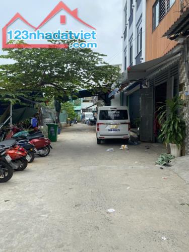 1 LÔ DUY NHẤT NGAY HƯƠNG LỘ 2 GẦN BỆNH VIỆN QUẬN BÌNH TÂN - HẺM XE TẢI THÔNG. CHỈ HƠN 3 TỶ - 2