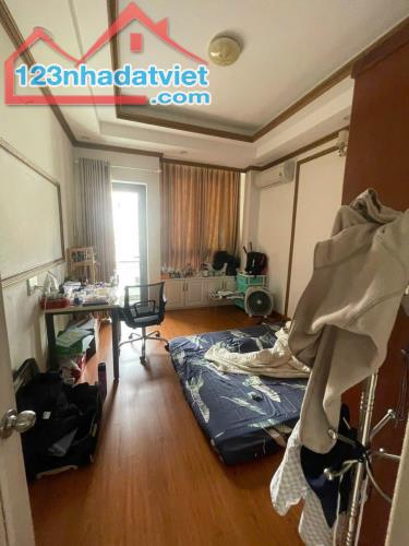 ĐOÀN THỊ ĐIỂM, PHÚ NHUẬN - HẺM XE HƠI THÔNG - NHÀ 4 TẦNG HOÀN CÔNG ĐỦ - GIÁ CHỈ 9,1 TỶ - 1