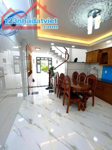 Nhà đẹp ngay bến xe Quận 8, đường Tạ Quang Bửu, 5 tầng mới đẹp chỉ 8 tỷ nhỉnh - 2