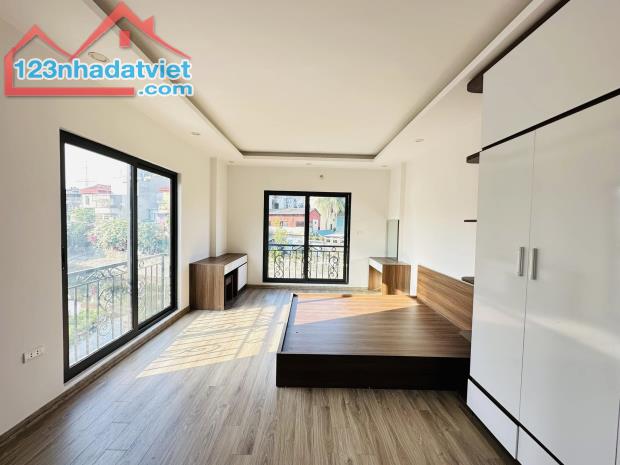 Bán Nhà Trương Định 30M x 5T Giá 5,5 Tỷ. Lô góc, gần phố, 20m ra ô tô - 2