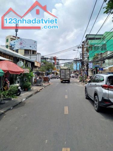 NHÀ MỚI ĐẸP Ở NGAY - GẦN CẦU CHÀ VÀ QUẬN 5 - HẺM THÔNG - 54M2 - 4 TẦNG BTCT - Chỉ 6 Tỷ.