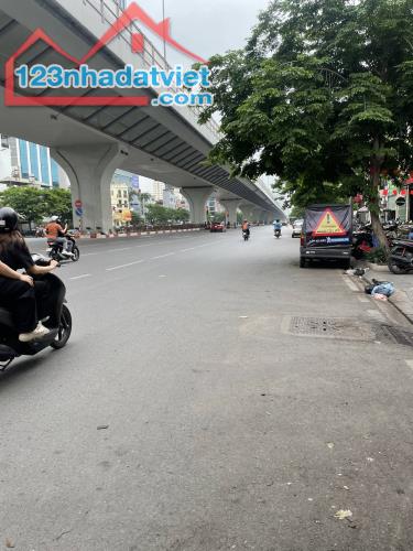 Bán nhà phố Đại La 35m² x 5 Tầng Mặt tiền 4,3m Chỉ 30m ra phố  Giá  7,19 Tỷ