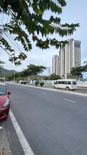 BÁN NHÀ MẶT TIỀN PHẠM VĂN ĐỒNG, VĨNH HOÀ, NHA TRANG