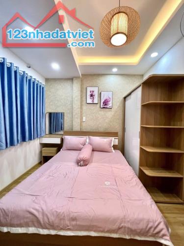 Định cư bán gấp nhà giao Nguyễn Thị Nhỏ. Giá 2,6 tỷ Nguyễn Chí Thanh, Phường 16, Quận 11