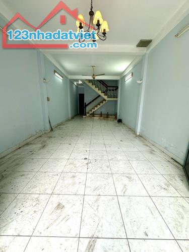 Nhà mặt tiền khu Bình Phú 1 Q6, gần 100m2 ngang 4.2 SHR vuông đep, giá đầu tư 12.8 tỷ TL - 1