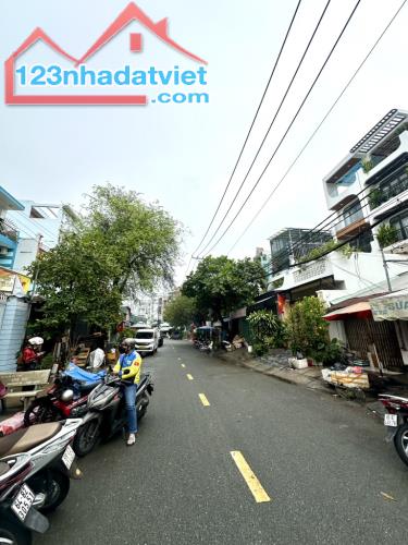 Nhà mặt tiền khu Bình Phú 1 Q6, gần 100m2 ngang 4.2 SHR vuông đep, giá đầu tư 12.8 tỷ TL - 5