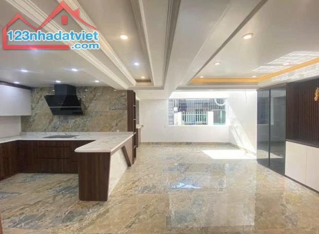 Bán nhà Tiền Phong, Đằng Hải, Hải An, Hải Phòng. 3 tầng, 141m2, 6,9 tỷ. Ngang 8m, t2db - 2