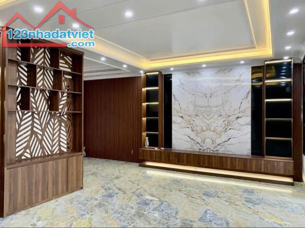 Bán nhà Tiền Phong, Đằng Hải, Hải An, Hải Phòng. 3 tầng, 141m2, 6,9 tỷ. Ngang 8m, t2db - 5