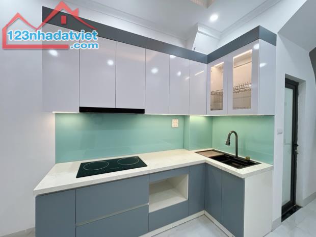 SIÊU PHẨM - #nhà đẹp trương định - full nội thất Dt 35m x5 tầng  Giá nhỉnh 7tỷ - Hộ khẩu H - 1
