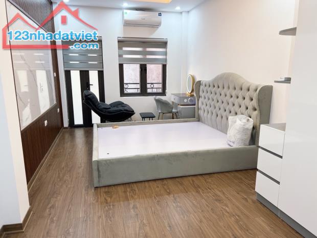 SIÊU PHẨM - #nhà đẹp trương định - full nội thất Dt 35m x5 tầng  Giá nhỉnh 7tỷ - Hộ khẩu H - 2