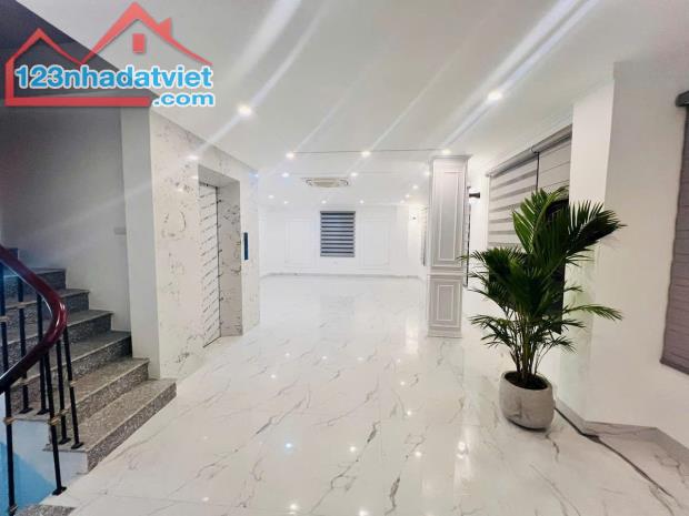 Khuât Duy Tiến Thang Máy - Kinh Doanh Oto Đỗ Cửa DT 50m x 8 tầng Giá 25.9 tỷ - 2