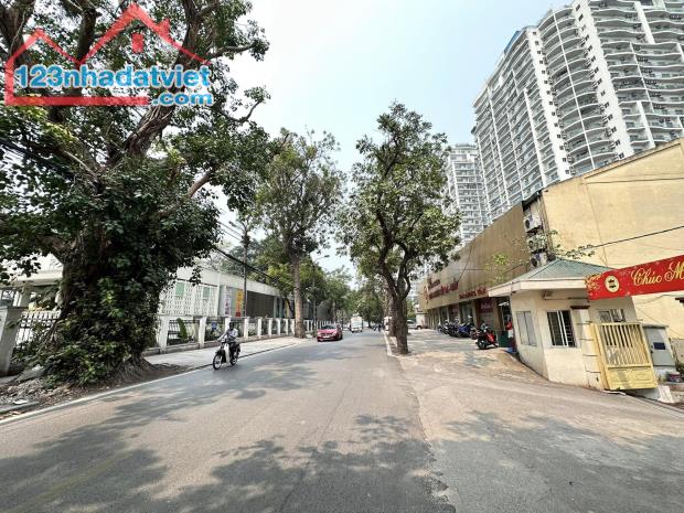 5 Tầng Mặt Phố Hoàng Hoa Thám, Q. Tây Hồ– Lô Góc Vỉa Hè Rộng – Kinh Doanh Cực Đỉnh 57m2