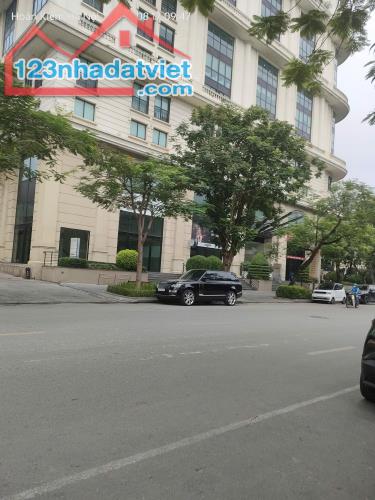 Bán gấp giá rẻ chung cư Kim Văn Kim Lũ 65m, tầng 12, mặt tiền 4m, 3.18 tỷ Hoàng Mai.