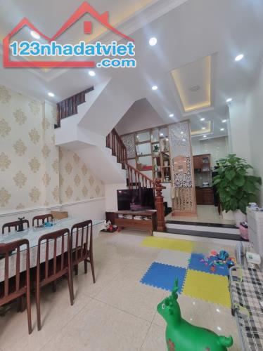 Bán nhà 4 tầng, 50m2, Đặng Văn Bi, Trường Thọ, Thủ Đức - 7.5 tỷ