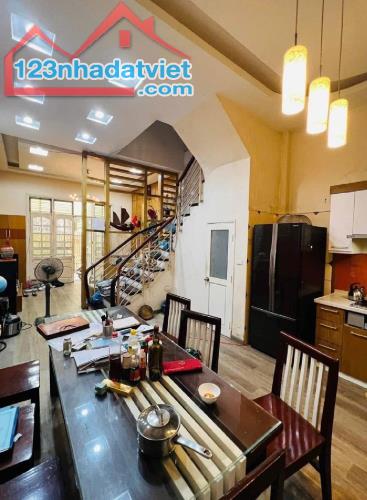 Nhà đẹp Phú Đô, ô tô qua cửa, 10m có chợ, 200m có bãi ô tô, 47m2, Chỉ 10.2 tỷ - 1