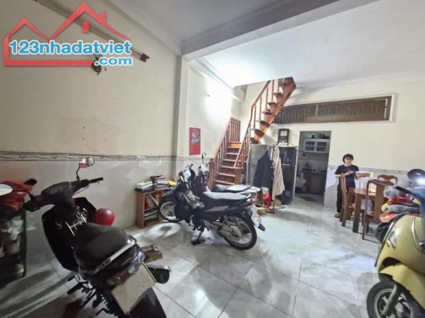 🏡 BÁN NHÀ PHẠM VĂN ĐỒNG, THỦ ĐỨC, DT: 52M2, GIÁ 5 TỶ - 2
