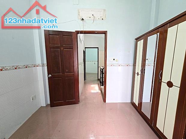 NHỈNH 6 TỶ NHÀ QUẬN 10 - HẺM 3M THẲNG THÀNH THÁI - THU NHẬP 35TR/TH - 4 TẦNG 5PN ĐÚC - 4