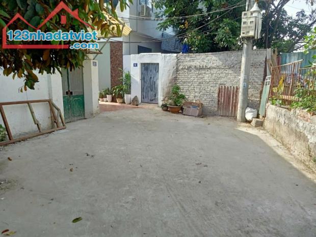 🏠LÔ GÓC – 3 THOÁNG - Ô TÔ CON VÀO NHÀ – HÀNG ĐỘC – CỰC HIẾM CHỦ NHÀ NHIỆT BÁNr - 2