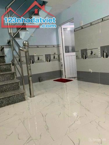 BÁN NHÀ NGAY TRẦN VĂN MƯỜI, HÓC MÔN, GIÁ 860TR, SHR, DT 106M2