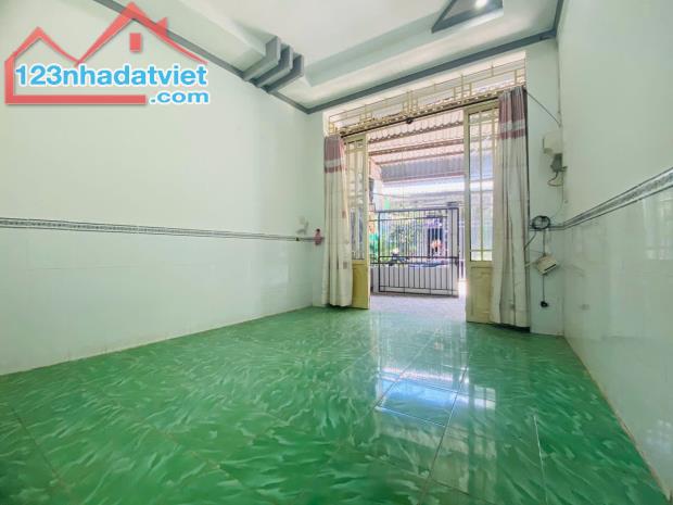 Cho thuê nhà HẺM 9 Trần Nam Phú, 2phòng ngủ, 1 máy lạnh, hẻm rộng 4m - 5