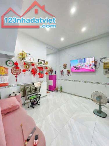 Vợ Chồng Dọn Về Quê Sống Bán Gấp Căn Nhà Đẹp 147m2 Tân Thông Hội, Củ Chi Giá 680Tr - 4