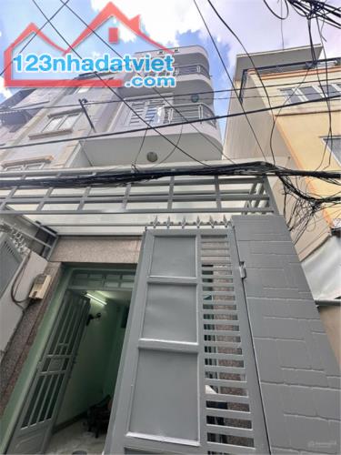 Bán nhà góc 3 mặt tiền hẻm Hòa Hưng, Q.10, chỉ 7.x tỷ!