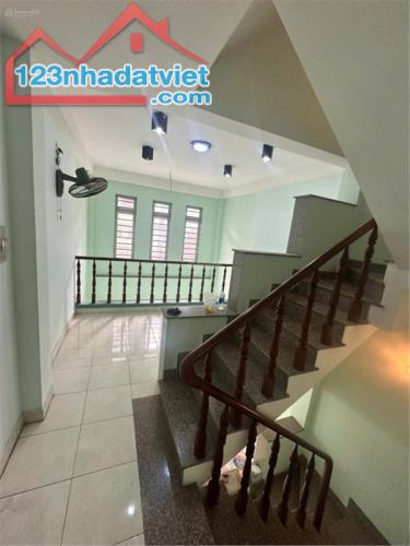Bán nhà góc 3 mặt tiền hẻm Hòa Hưng, Q.10, chỉ 7.x tỷ! - 3