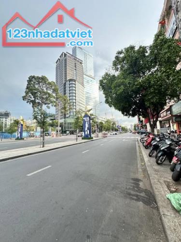 Mặt Tiền Kinh Doanh Đường Lê Lợi Quận 1 Phường Bến Nghé .
