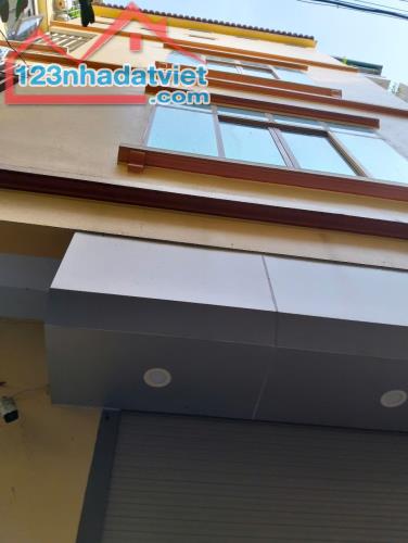 Phố Vũ Trọng Phụng 62 m2 x 5 tầng mt 4.3 m lô Góc K/D Online Q. Thanh Xuân